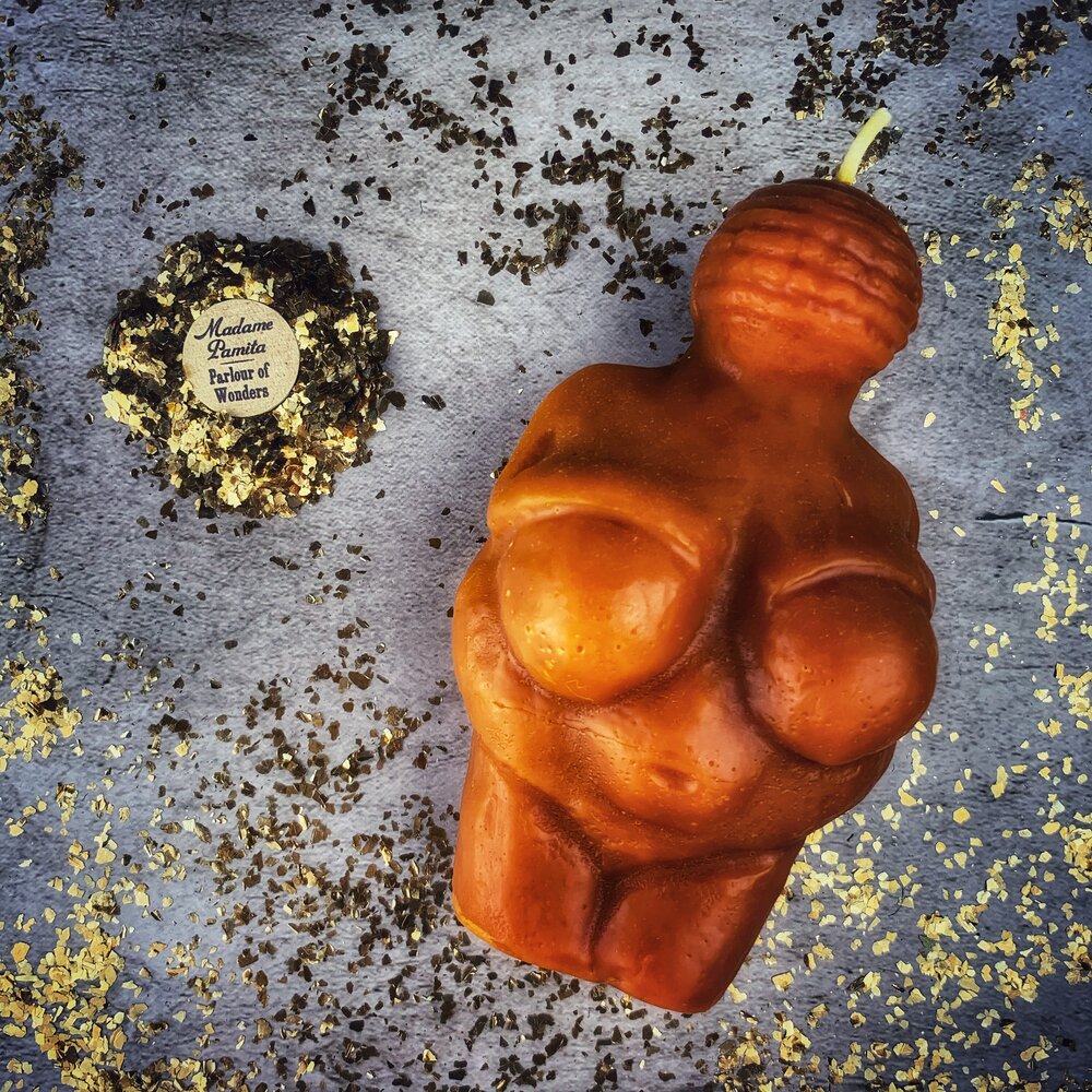 Beeswax Goddess of Willendorf Spell Candle - Feminine Power &amp; Fertility Magic