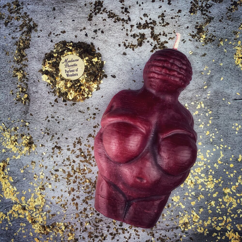 Beeswax Goddess of Willendorf Spell Candle - Feminine Power &amp; Fertility Magic
